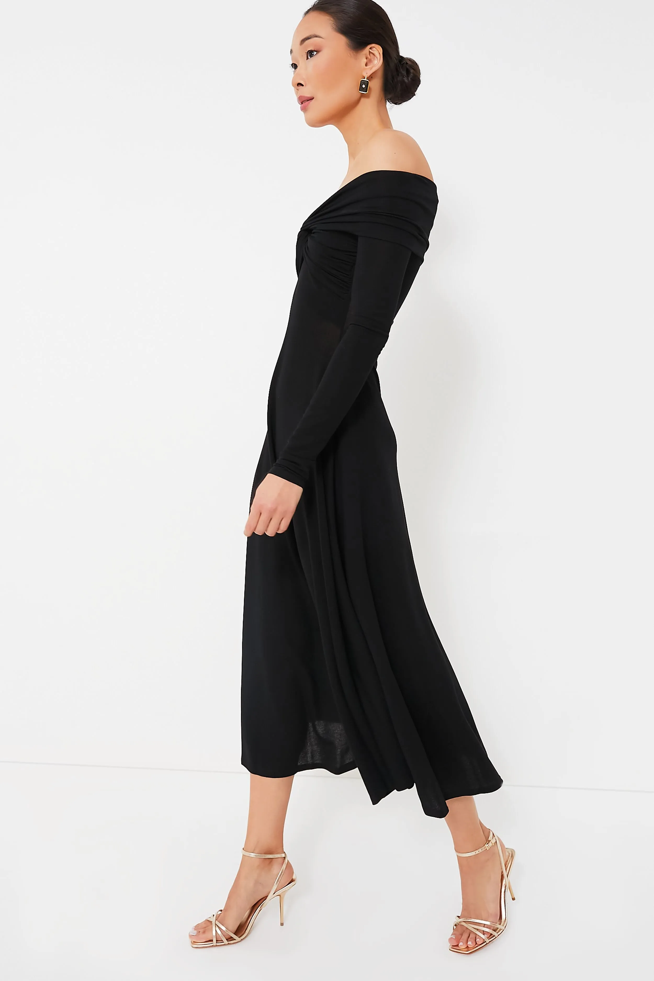 Black Off The Shoulder Maxi Dress