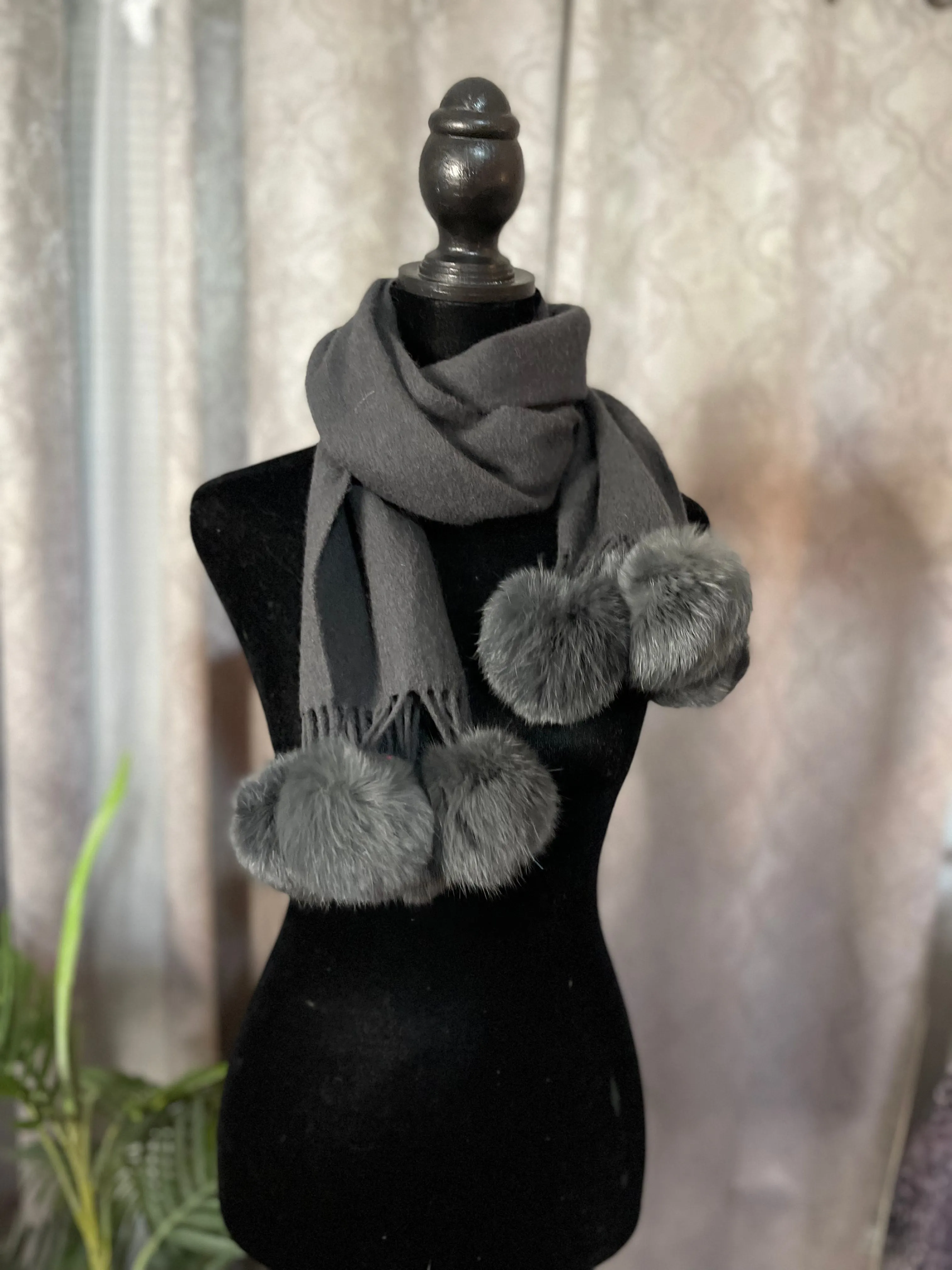 Cashmere / wool / fur Scarf