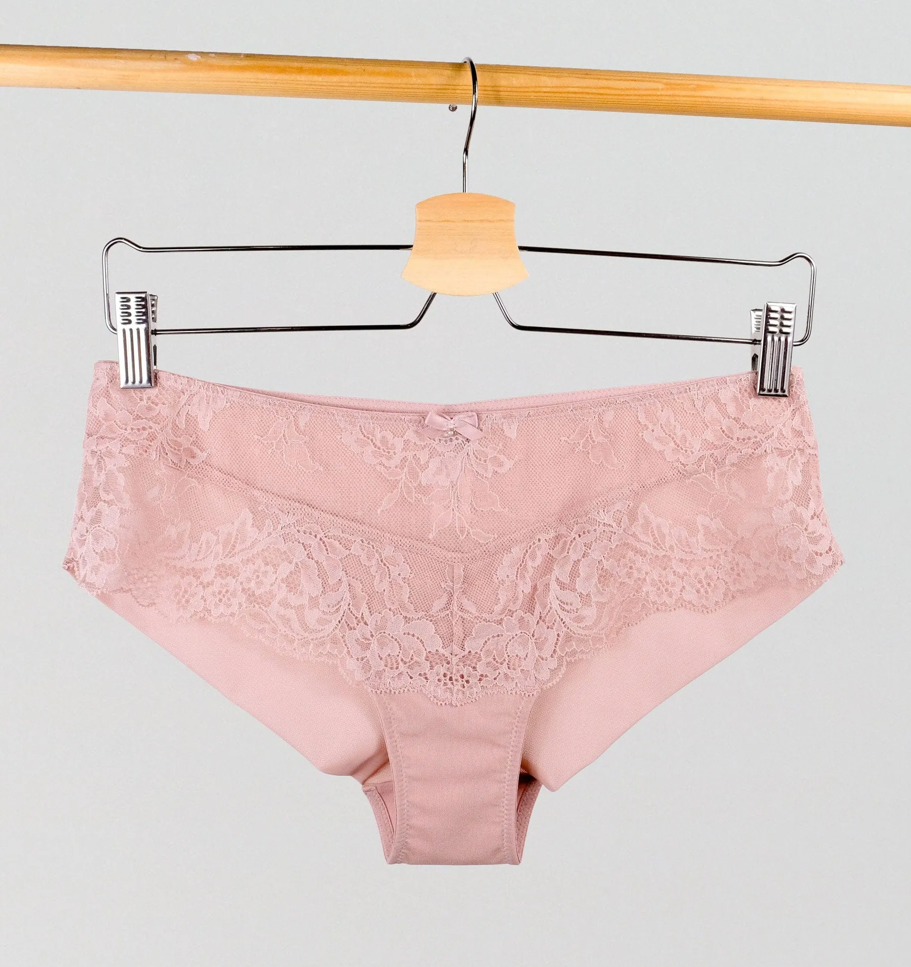 Lace seam-free brief [Vintage Rose]