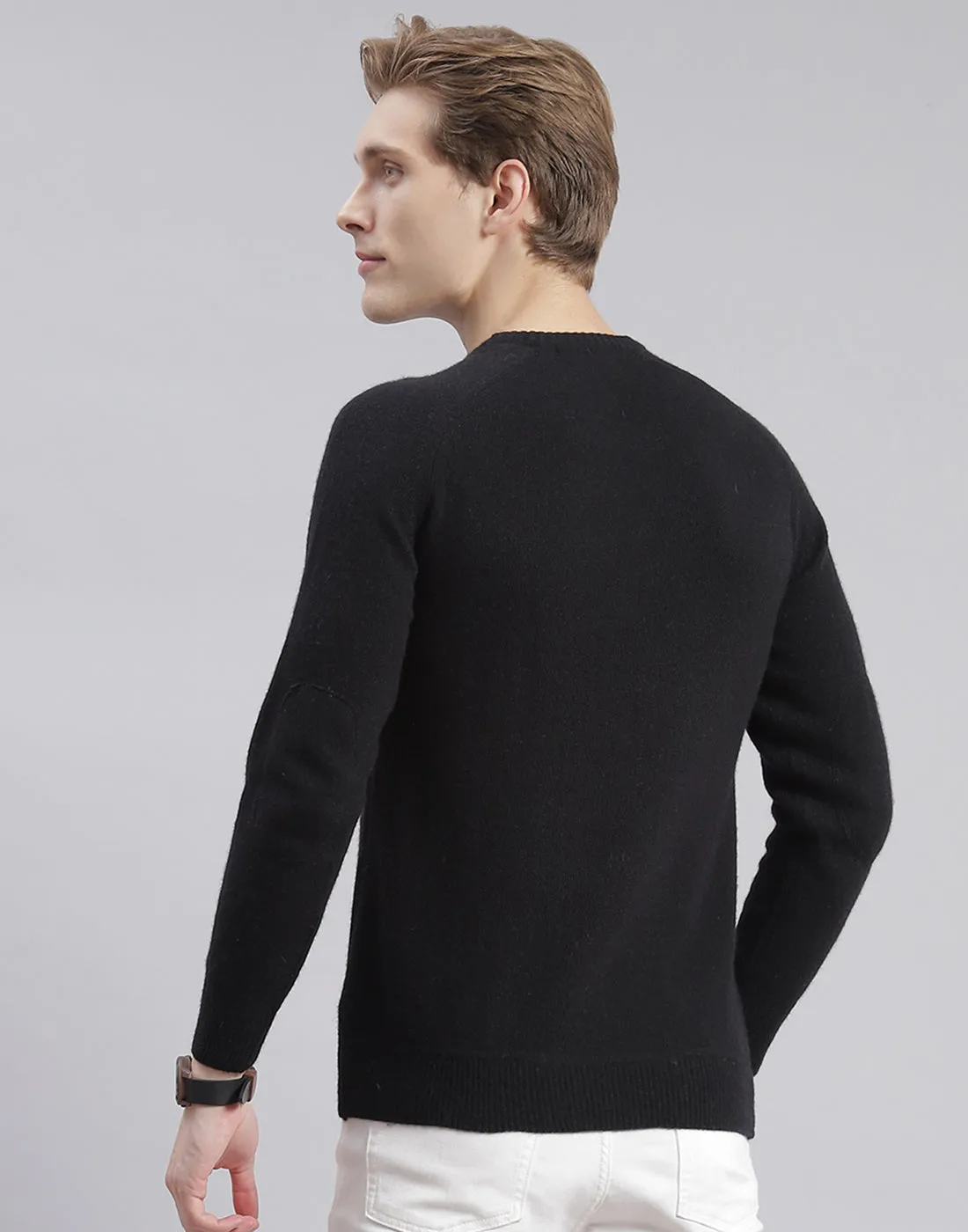 Men Black Solid Round Neck Full Sleeve Pullover