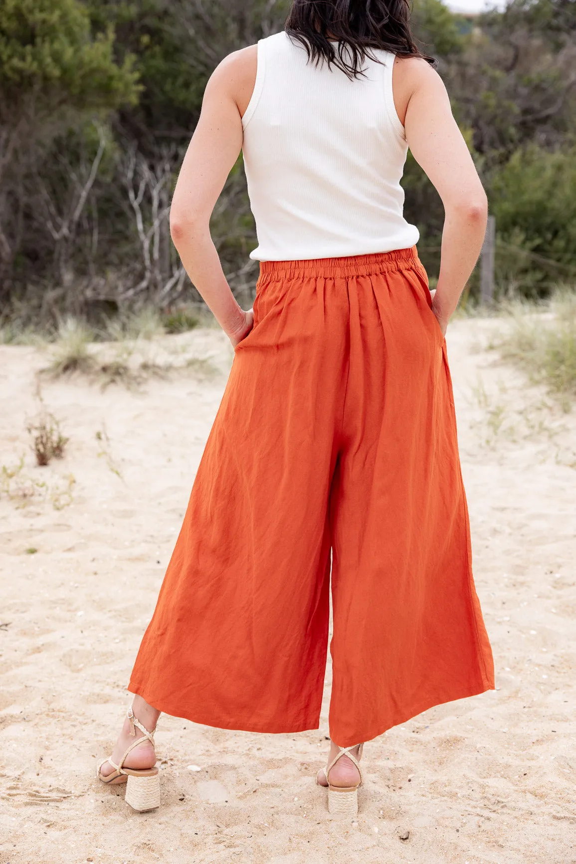 Noah Crop Linen Pant in Rust