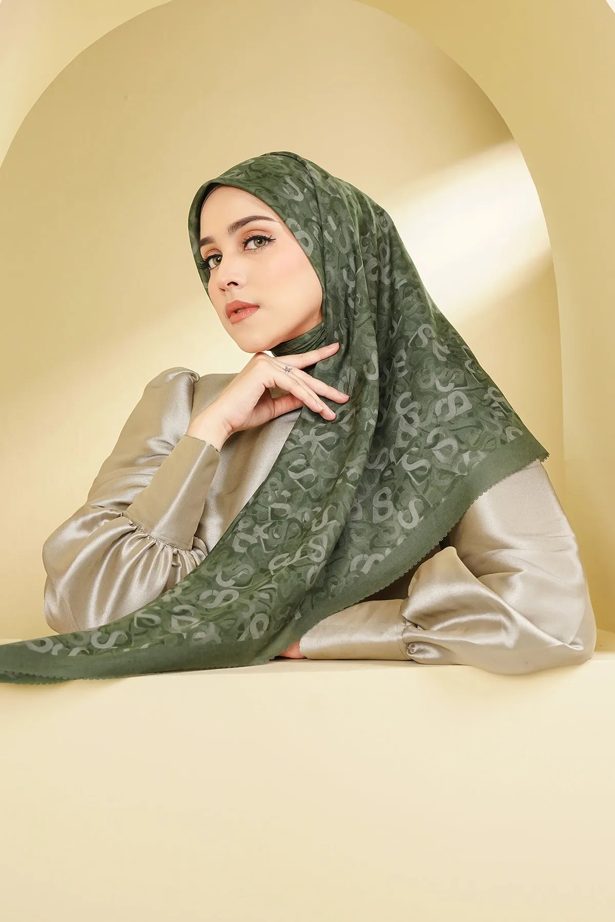 Samla Voile Square - Capulet Olive