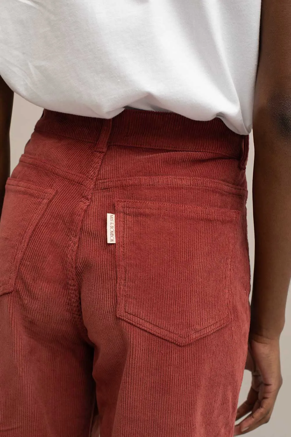 The Straight-Leg Corduroy Trouser (2 Colours!)