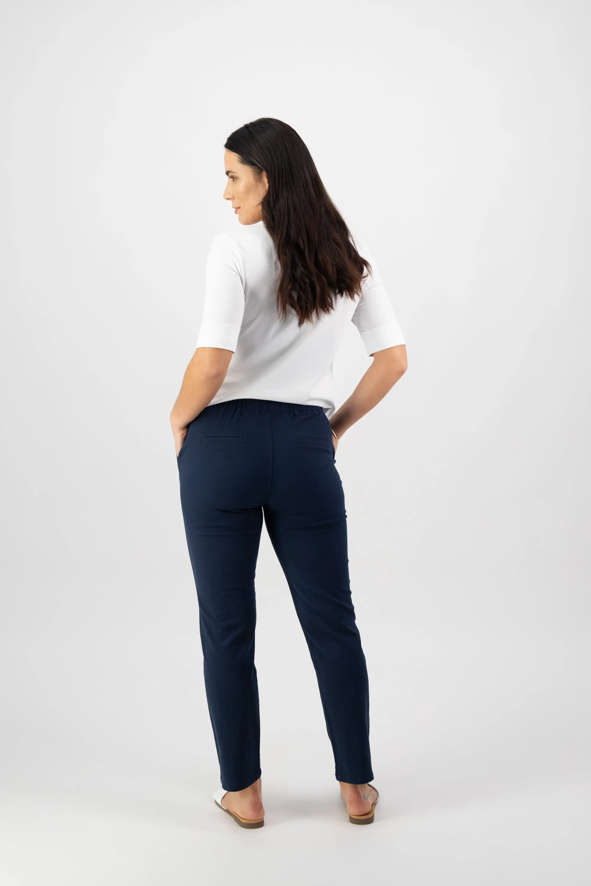 Vassalli Ankle Grazer Slim Leg Elastic Waist Pant - Ink