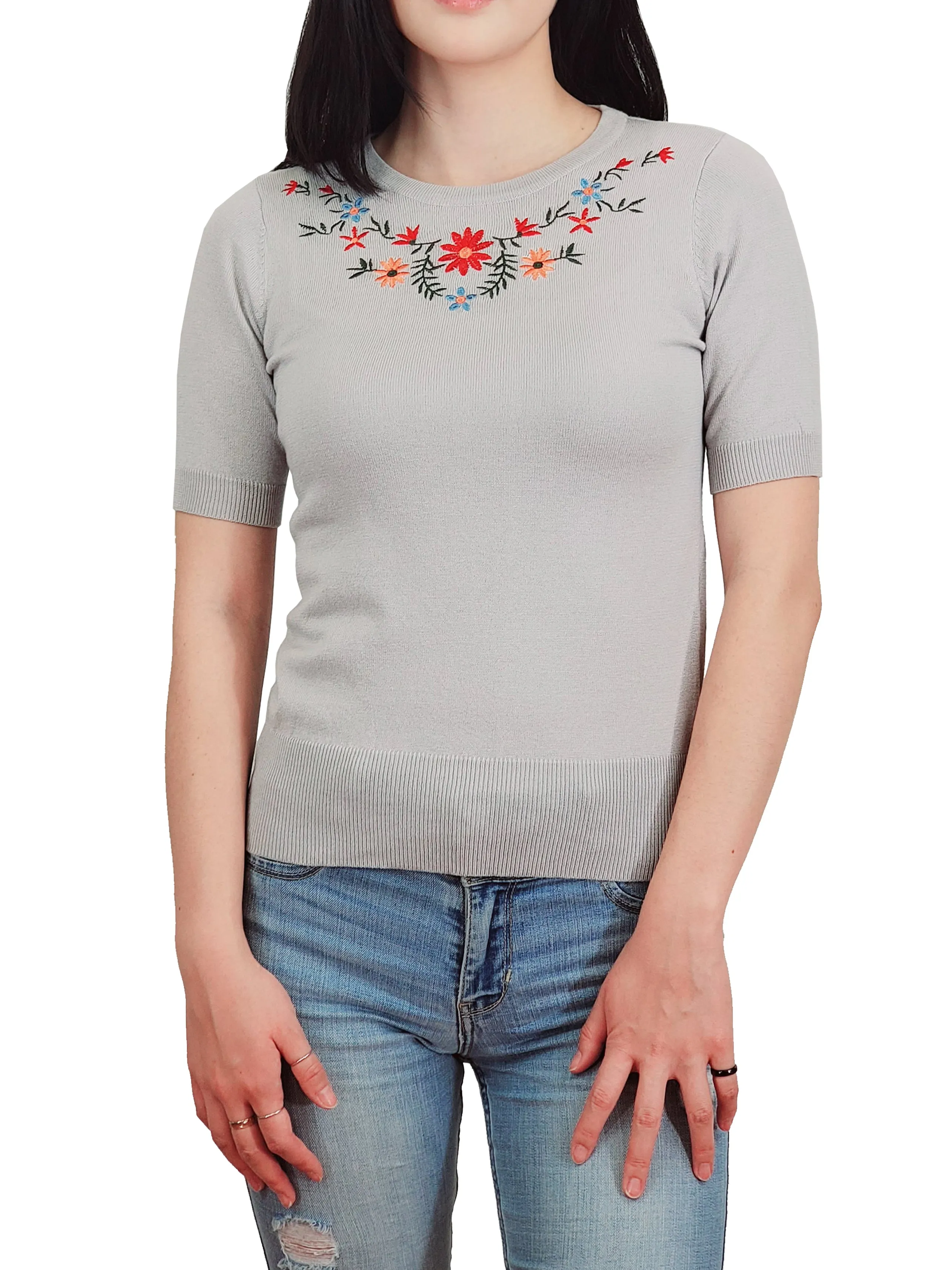 YEMAK Women's Daisy Flower Embroidered Crewneck Casual Knit Pullover Sweater MK3664EMBO (S-L)